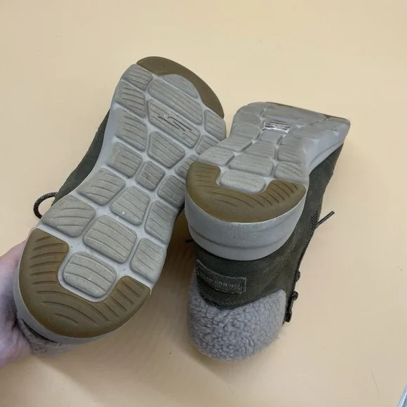 Skechers Ankle Boots - Picture 6 of 7